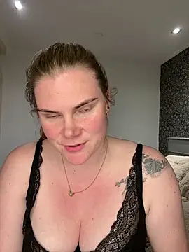 Snapshot of SexyBlondJoanna chatting on 25, 2, 2026 SexyBlondJoanna online show from 25, 2, 2026