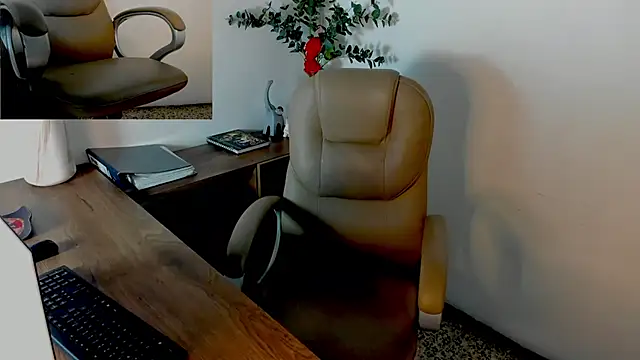 Snapshot of Jay_Grip chatting on 6, 3, 2026 Jay Grip online show from 6, 3, 2026