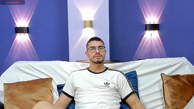 Snapshot of Jay_Grip chatting on 12, 3, 2026 Jay Grip online show from 12, 3, 2026