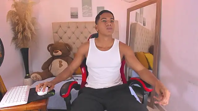 noah sthone online show from 25, 2, 2026