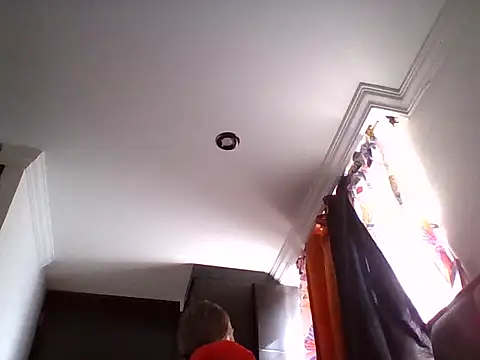 Selena 018 online show from 4, 2, 2026