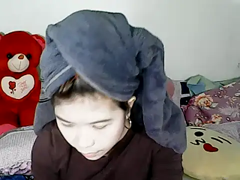 xxhotamizinggirl online show from 23, 3, 2026