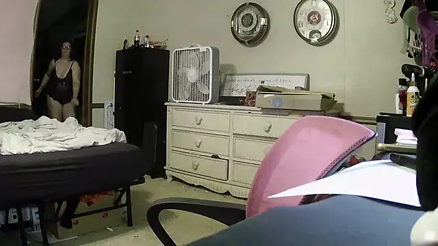 juicybottom online show from 18, 2, 2026