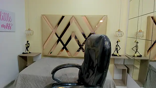 Snapshot of Anyelo_Twink chatting on 4, 2, 2026 Anyelo Twink online show from 4, 2, 2026