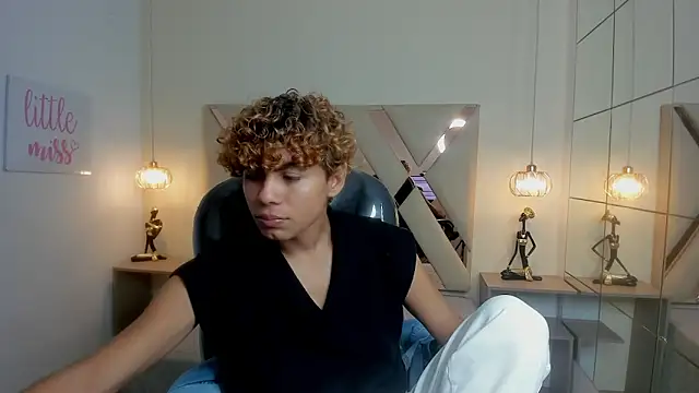 Snapshot of Anyelo_Twink chatting on 13, 3, 2026 Anyelo Twink online show from 13, 3, 2026