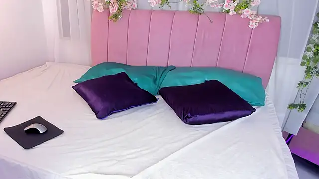 nicky bonny18 online show from 12, 2, 2026