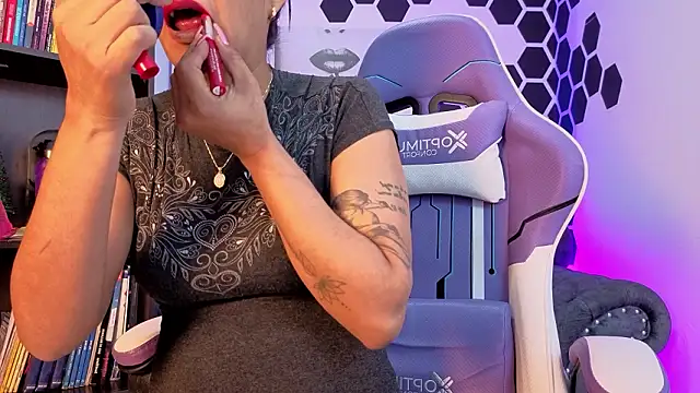 Adie  Brown online show from 4, 2, 2026