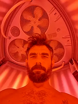 naughtynaturest36 online show from 10, 3, 2026