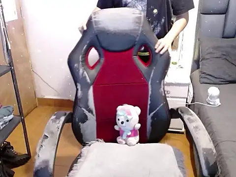 valentinajohnson18 online show from 5, 2, 2026