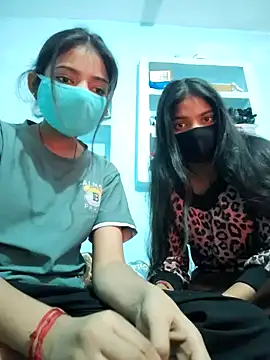 Snapshot of College--girl chatting on 14, 1, 2026 College--girl online show from 14, 1, 2026