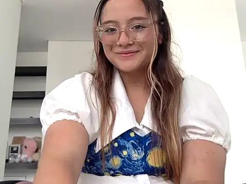 LOLA R  online show from 3, 2, 2026