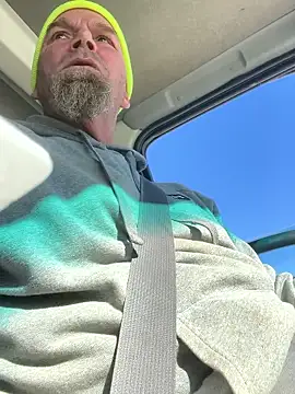 Snapshot of sofnhornyforu chatting on 15, 1, 2026 sofnhornyforu online show from 15, 1, 2026