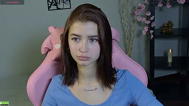 kity Jafaela online show from 4, 2, 2026