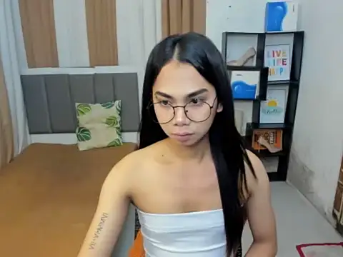 SeductiveYukie online show from 14, 1, 2026