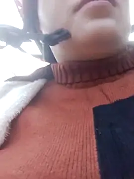 Snapshot of LingLing002 chatting on 13, 1, 2026 LingLing002 online show from 13, 1, 2026