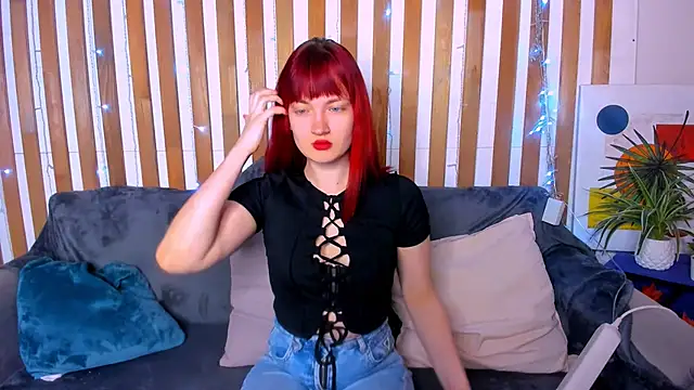 Alicia Wiliss online show from 4, 2, 2026