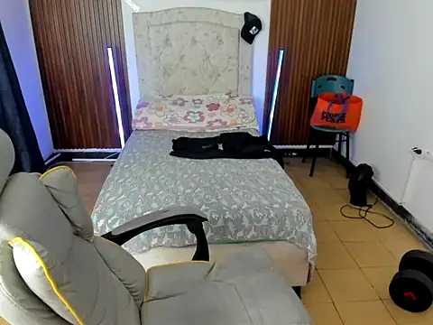 danisegura online show from 4, 2, 2026