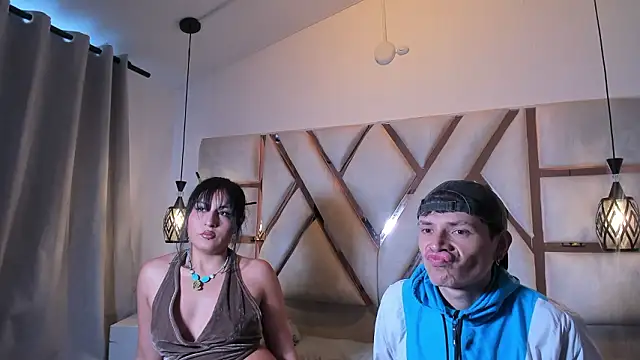 Snapshot of miaanddemian chatting on 19, 1, 2026 miaanddemian online show from 19, 1, 2026