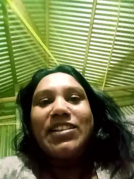 Hot queen3210 online show from 13, 1, 2026