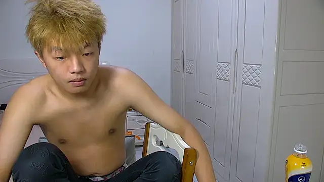 Chocolates-001 online show from 19, 2, 2026