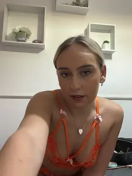 Scarletbx online show from 3, 2, 2026