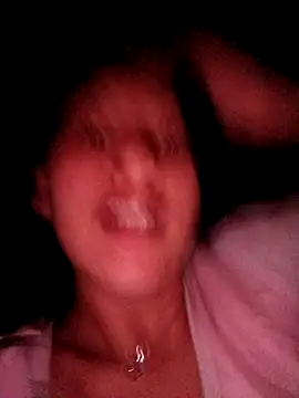 RoseeLuna online show from 1, 2, 2026