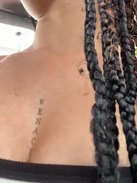 Diosa Pink online show from 3, 2, 2026