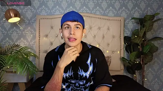 Blakee Blossom online show from 3, 2, 2026