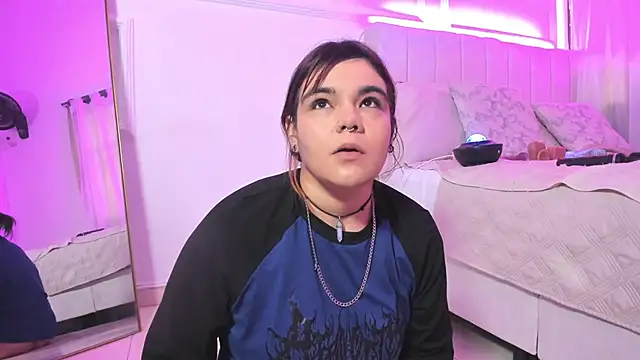 Dakota-bluu online show from 19, 1, 2026