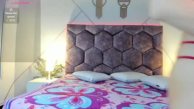 Snapshot of valeria_becket chatting on 26, 2, 2026 valeria becket online show from 26, 2, 2026