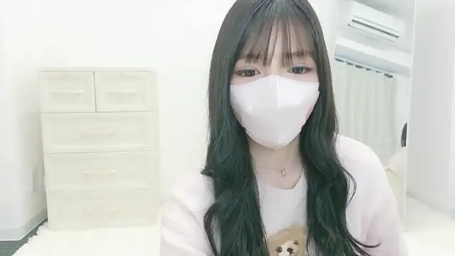 Snapshot of satochan_v chatting on 28, 3, 2026 satochan v online show from 28, 3, 2026