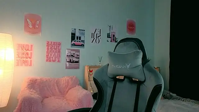 dinnerwithflowers online show from 10, 2, 2026