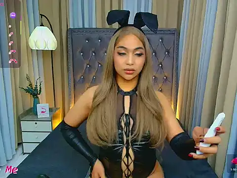 Clea Moore online show from 15, 3, 2026