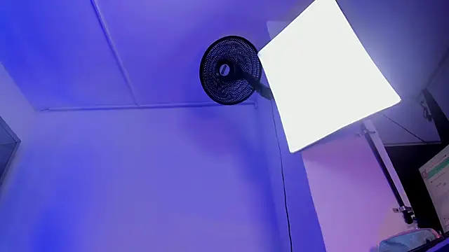 Emilyblackers online show from 3, 2, 2026