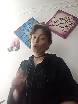 JenniQ69 online show from 4, 2, 2026