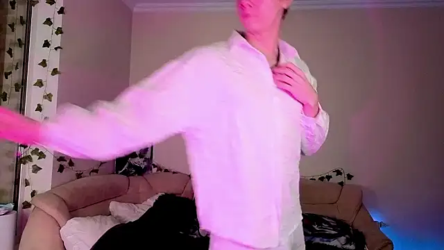 VanthonyV online show from 2, 2, 2026