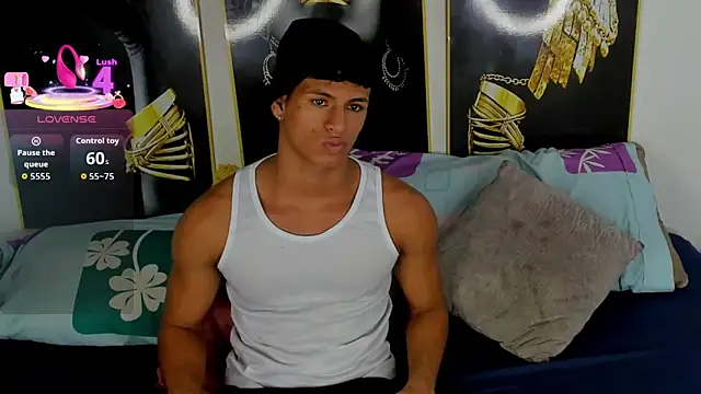 Stiven And CalvinHots online show from 18, 1, 2026