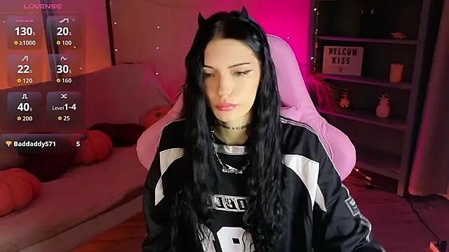 Kelly  Bunny online show from 23, 3, 2026