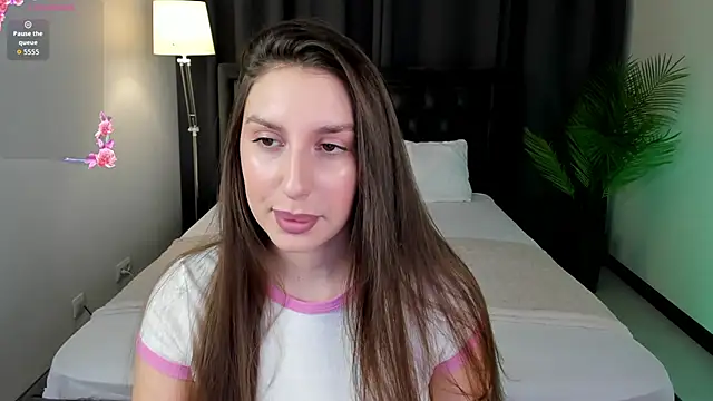 Celine Coello online show from 5, 2, 2026