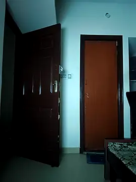 BLR-BOYZZZZZZZZ online show from 17, 1, 2026