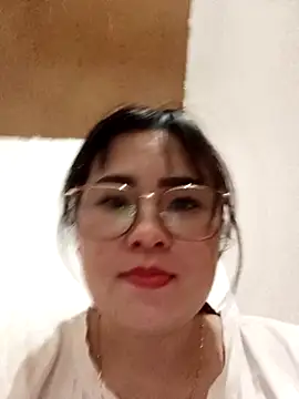 Snapshot of Luckygirls-399 chatting on 17, 2, 2026 Luckygirls-399 online show from 17, 2, 2026