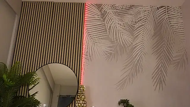 HottieLillyXXX online show from 2, 2, 2026