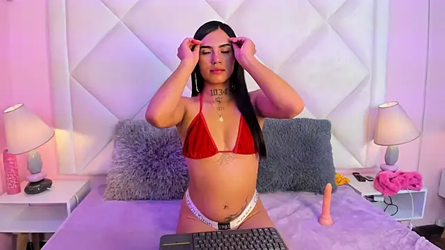 Extasis queen online show from 4, 2, 2026