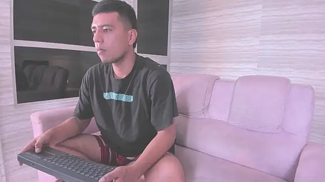 Ivyandliam  online show from 3, 2, 2026