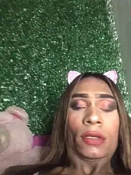 girlbrownettexxx online show from 3, 2, 2026