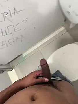 Novinho Pauzudo 18cm online show from 18, 3, 2026