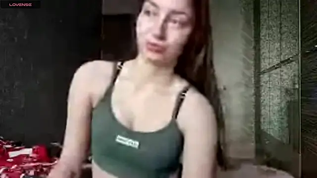 Snapshot of MousyHello chatting on 10, 3, 2026 MousyHello online show from 10, 3, 2026