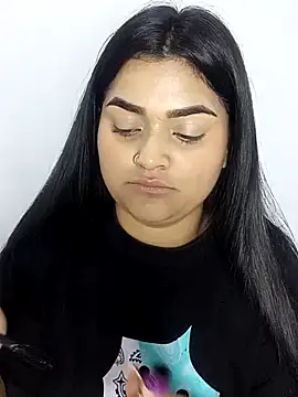 Emma Sweet- online show from 1, 2, 2026