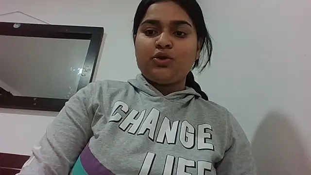 Emma Sweet- online show from 12, 2, 2026