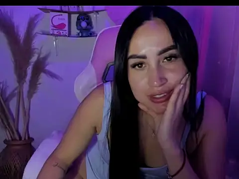 juicy ass peach online show from 4, 2, 2026